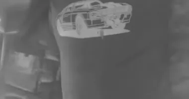 Stire din Eveniment : Scene violente într-un restaurant. Tânăr atacat în timpul unui live pe TikTok