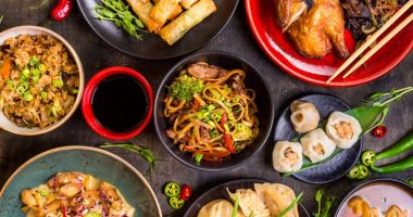 Stire din Actualitate : Meniul groazei la un restaurant chinezesc. Porumbei morți, serviți clienților în loc de "rață prăjită"