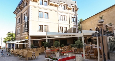 Stire din Social : Restaurantul care vrea să redea constănțenilor adevărata Peninsulă: atmosferă unică și mâncăruri alese