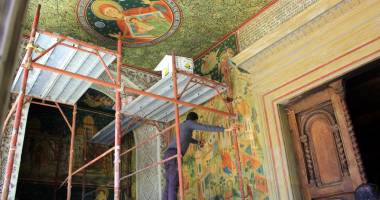 Din secretele restauratorilor. Oamenii care salvează trecutul