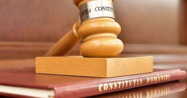 Stire din Actualitate : Guvernul a adoptat o ordonanţă de urgenţă privind restituirea sumelor cheltuite în scop electoral la alegerile prezidenţiale