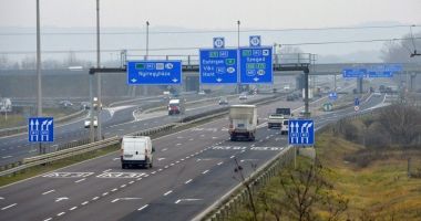 Stire din Actualitate : MAE: Atenționare de călătorie pentru românii care merg în Ungaria. Restricții de circulație până duminică