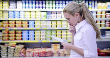 Stire din Social : Resturi de organe, șorici și pielițe.  Ce conțin, de fapt, conservele de carne
