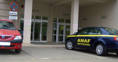 FOTO. Rețea mafiotă de farmaciști și medici de familie, destructurată de Antifrauda Fiscală - 2