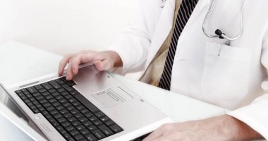Stire din Sănătate : Medicii, obligați să utilizeze sistemul electronic pentru fiecare rețetă