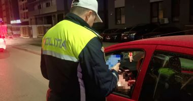 Stire din Eveniment : Reținut după ce a fost prins de două ori la volan, având suspendat dreptul de a conduce