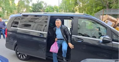 Stire din Eveniment : Procurorii Teodor Niță și Gigi Valentin Ștefan au fost reținuți pentru 24 de ore în urma perchezițiilor