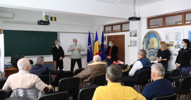 Revedere emoţionantă a absolvenților fostului Liceu Militar de Marină „Alexandru Ioan Cuza”