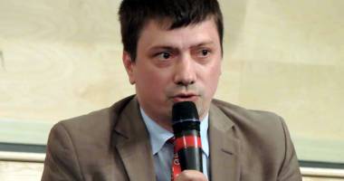 Stire din Cultură-Educație : Revistele culturale  vor beneficia de sprijin de la stat