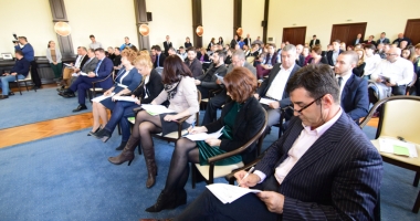 Stire din Politică-Administrație : Trădare în PNL? Consilierul Rezeanu  a votat alături de PSD, împotriva colegilor liberali