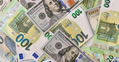 Stire din Economie : Rezervele valutare ale României au crescut cu aproape 6%