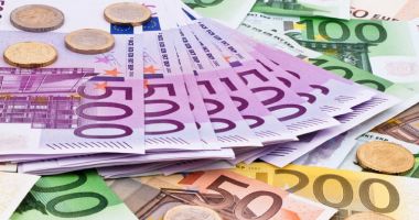 Stire din Economie : Rezervele valutare la BNR sunt în scădere