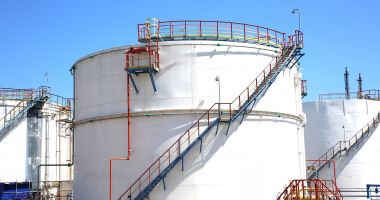 Programul de investiții în capacitățile de stocare, continuat de Rompetrol Rafinare - 2