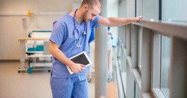 Stire din Social : Rezidențiat 2023: 235 de viitori medici au rămas pe dinafară. Ei cer suplimentarea locurilor