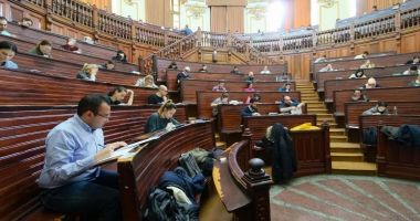 Stire din Cultură-Educație : Se schimbă regulile la Rezidențiat. Subiecte unice concepute de o comisie centrală