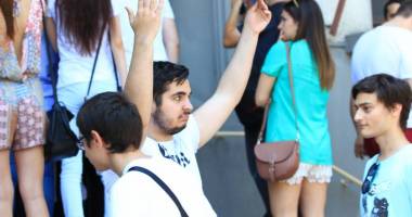 Stire din Cultură-Educație : S-A FĂCUT DE RÂS! Liceul din Constanța cu 0% promovabilitate