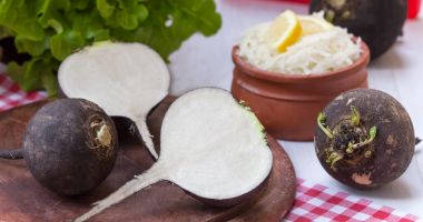 Stire din Sănătate : Ridichile negre, indicate pentru îmbunătăţirea funcţionării tubului digestiv