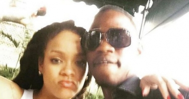 Stire din Monden : Rihanna este în doliu! A fost împușcat mortal
