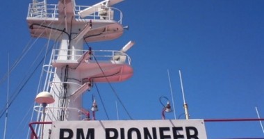 Stire din Economie : Ultimii marinari români aflați pe nava RM Pioneer au fost repatriați