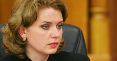 Stire din Politică-Administrație : Roberta Anastase va efectua astăzi și mâine o vizită oficială la Tbilisi