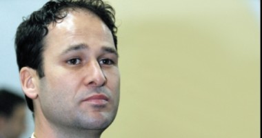 Stire din Economie : Cei mai bogați români, executați silit de Fisc