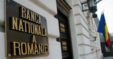 Stire din Economie : ROBOR la trei luni a scăzut ușor,  la 3,27% pe an