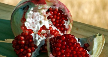 Stire din Sănătate : Beneficiile miraculoase ale rodiilor