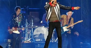 Stire din Actualitate : The Rolling Stones a deschis primul turneu fără Charlie Watts cu un omagiu video adus bteristului