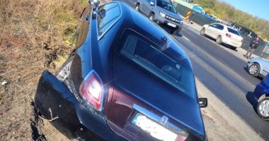 Stire din Eveniment : UPDATE Rolls-Royce-ul lui Gigi Becali, implicat într-un accident rutier. La volan era chiar Gigi Becali