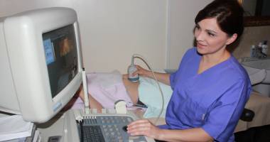 Stire din Sănătate : Cât de important este rolul ecografiei în depistarea anomaliilor fetale
