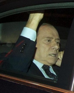ROMA: Silvio Berlusconi a demisionat, italienii sărbătoresc / GALERIE FOTO - 2