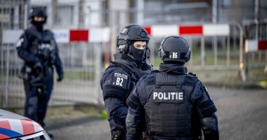 Stire din Eveniment : Trei români se află pe lista Europol a celor mai periculoși infractori