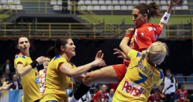 Stire din Sport : "Tricolorele", victorie chinuită cu Tunisia