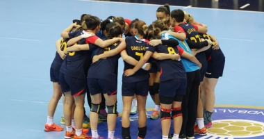 Stire din Sport : Handbalistele lui Ion Crăciun, în penultimul act, la Campionatul Mondial U20