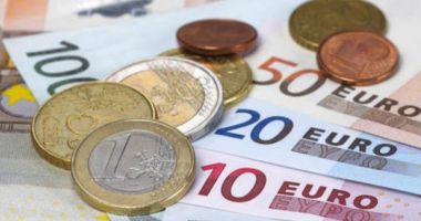 Stire din Economie : România este cea mai departe de adoptarea monedei euro