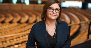 Stire din Economie : România primeşte 260 de milioane de euro pentru trei proiecte de infrastructură
