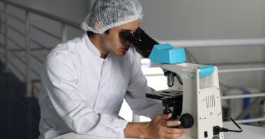 Stire din Economie : România alocă bani puţini la cercetare