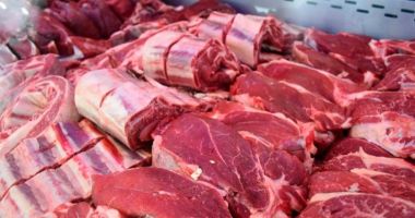 ANPC: 2,8 tone de carne oprite definitiv de la comercializare
