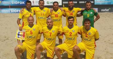 Stire din Sport : România își joacă șansa de calificare în Divizia A la fotbal pe plajă