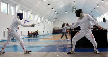 Stire din Sport : România participă cu 10 scrimeri la Campionatul Mondial