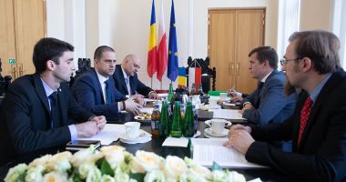 Stire din Social : România și Polonia, parteneriat pentru realizarea unor rute turistice comune