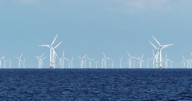 Stire din Economie : Legea pentru exploatarea energiei eoliene offshore, în dezbatere publică
