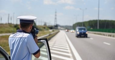 Stire din Eveniment : RADARE FIXE și marcaje duble pe șosele! Avocatul Poporului intervine în legislația rutieră