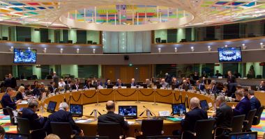 Stire din Economie : România va lua măsuri de reducere a deficitului bugetar