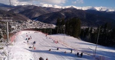 Stire din Economie : Rezervările last minute, preferate de români pentru vacanţele din timpul pandemiei
