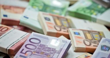 Stire din Economie : Datoria publică a crescut la 54% din PIB
