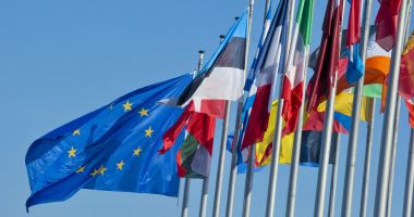 Stire din Economie : Români, participanți la dezbaterea privind viitorul Europei!