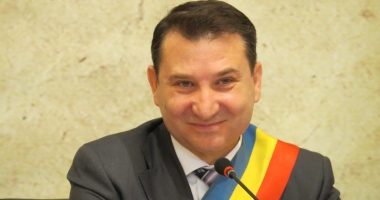 Stire din Eveniment : Romeo Stavarache - condamnat la 4 ani de închisoare pentru luare de mită