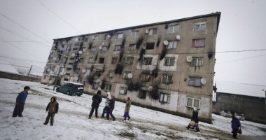 Galerie foto. Romii români, vedete în cotidianul britanic "Daily Mail" - 2