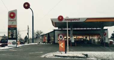Stire din Social : Rompetrol își întâmpină clienții în benzinării cu ceaiuri calde